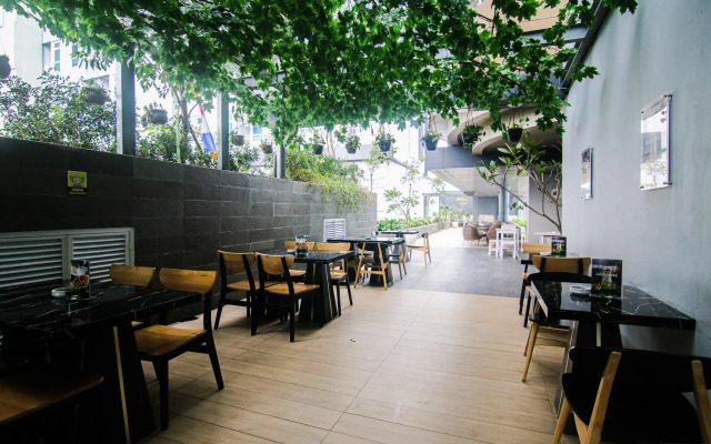 BeSS Mansion Hotel Surabaya