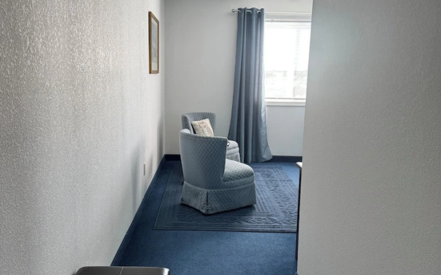 Motel 6