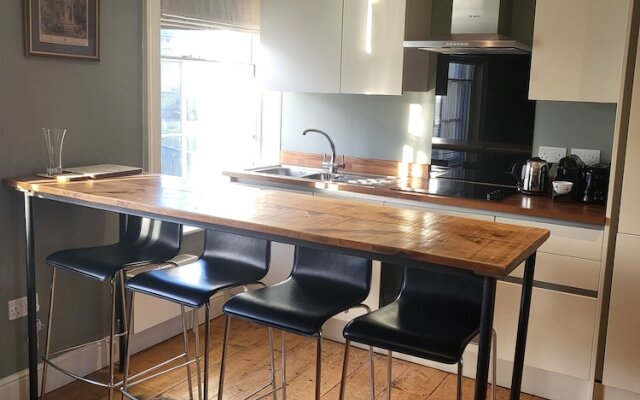 Captivating 2-bed Apartment in Winchester