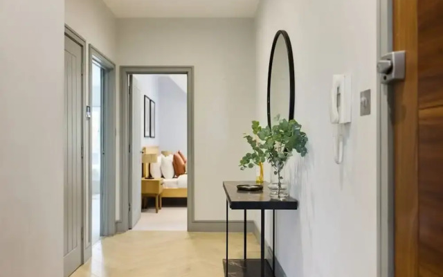 The Putney Sanctum - Beckoning 2bdr Flat With Balcony