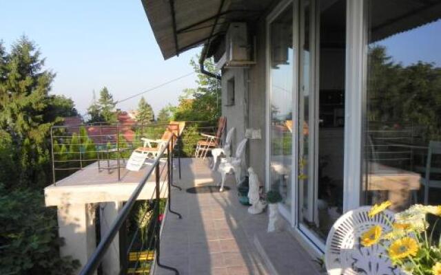 Tulipán Panoráma Apartman
