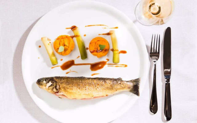 Logis Hôtel La Bastide de Grignan & Restaurant La Chênaie