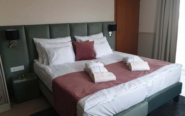 Holiday Club Apartman Hotel