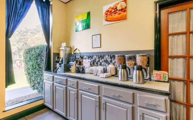 Quality Inn Manchester near Arnold AFB