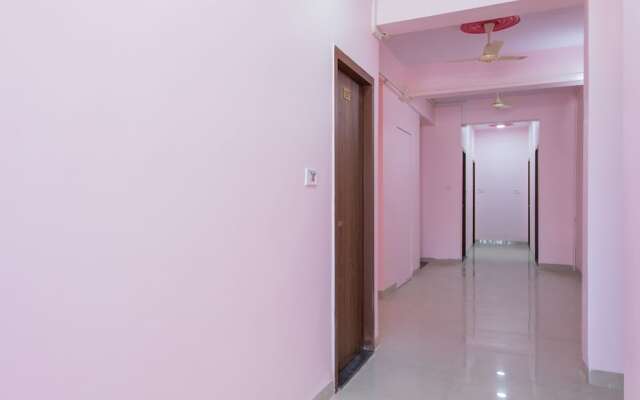 Oyo 24461 Hotel Suvidha