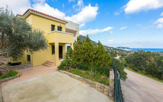 Argyro Villa