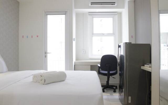 Stylish & Relaxing Studio Apartment at Parahyangan Residence near UNPAR