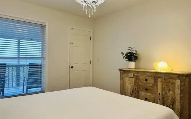 Serene Oceanfront Getaway in Amelia Island - Pet Friendly