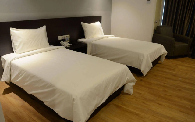 Summit Signature Hotel OUG Kuala Lumpur