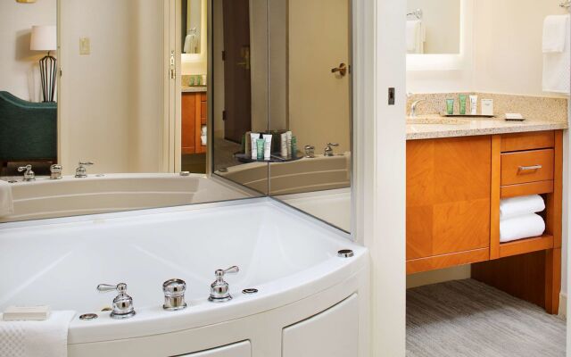 Hilton Suites Atlanta Perimeter