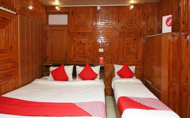 OYO 16561 Surya Holiday Home