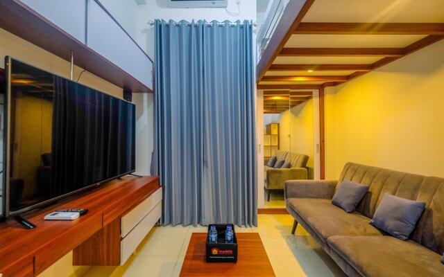 Homey and Comfort Living Studio Room at Dave Apartment