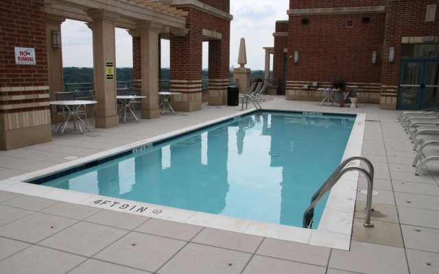 Gramercy by Executive Apartments
