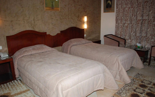 Asemah Hotel