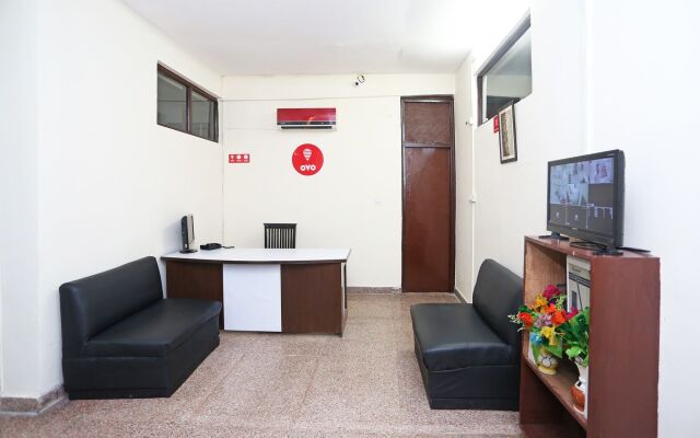 OYO 15929 Comfort Residency