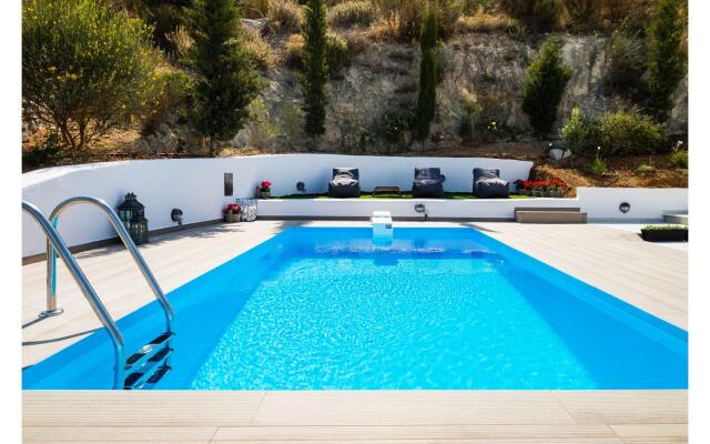 Paros Nereids Villas