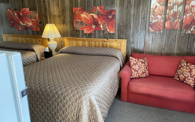 Rustic Inn Motel