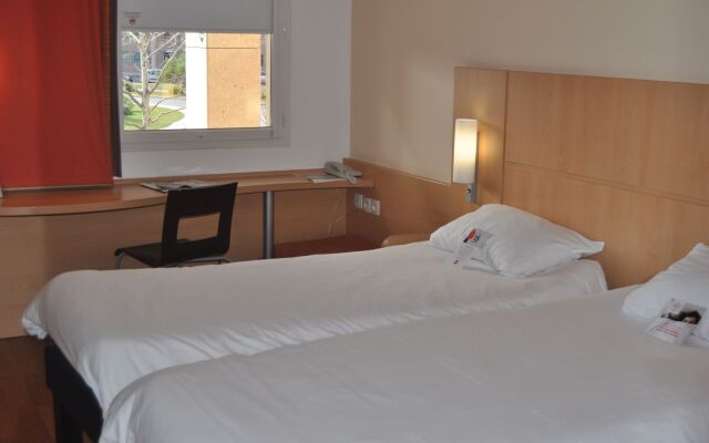 ibis Martigues