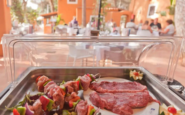 FERGUS Style Punta Arabi