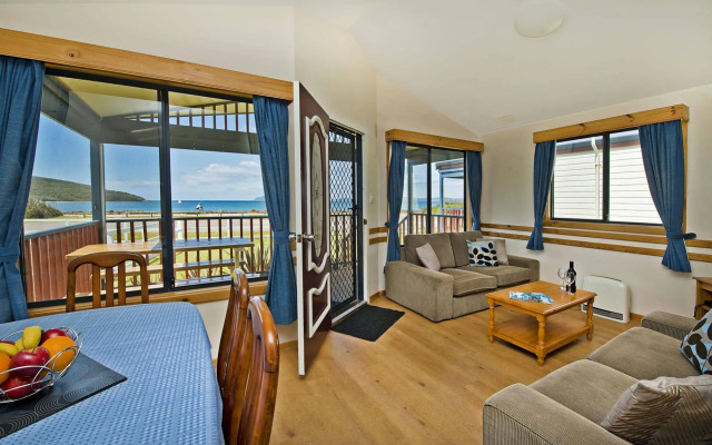 Acclaim Rose Gardens Beachside Holiday Park