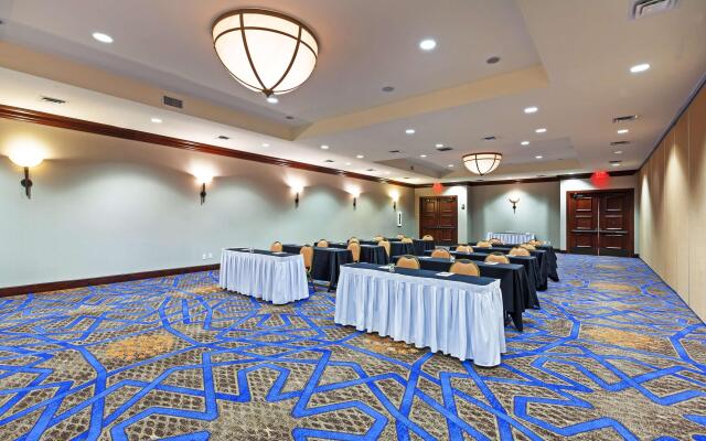 Hilton Waco