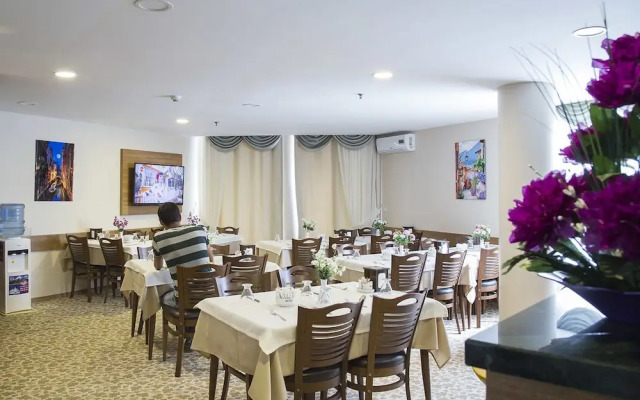 Seyhan Sarus Otel