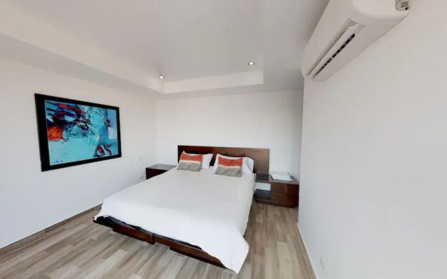 Luxury Penthouse in Chapultepec Guadalajara 17A