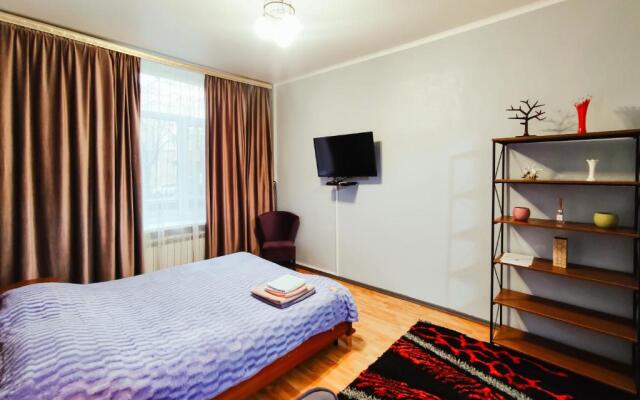 1 room apartment at Abylay Khan Ave. 121