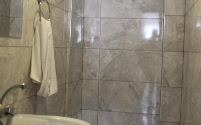Esa Suite Hotel