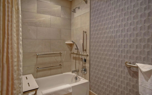 Embassy Suites Little Rock