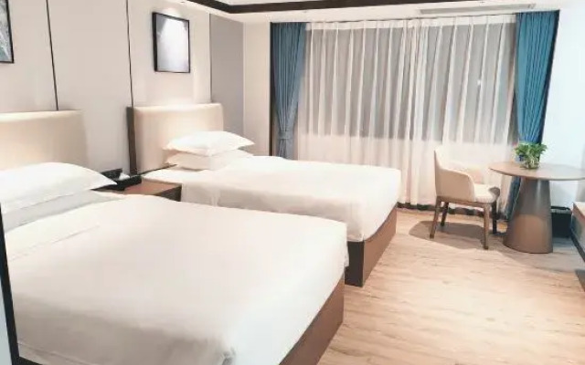 Bonus Hotel