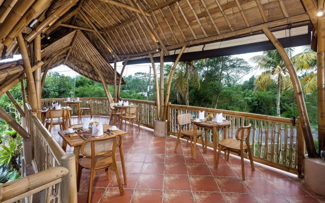 The Scape Valley Villa by Pramana Villas