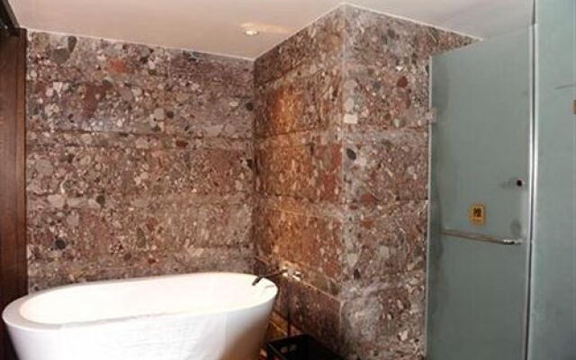 Hotel Lijiang Best Li Hotel