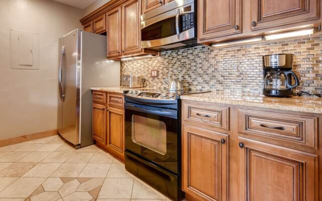 Park Place Condos by CRMR