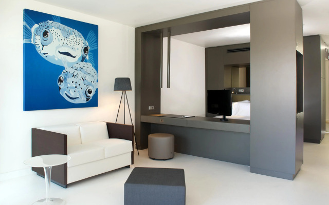 Papagayo Beach Hotel