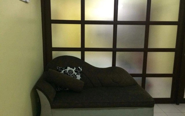 Leon’sDen