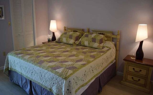 Westbay Cove South 745