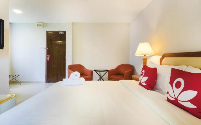 ZEN Rooms Sixth Avenue