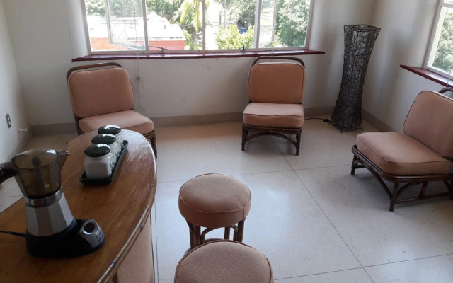 Presidents full, Knocking on Cuba