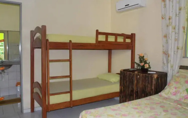 Verdes Mares Hostel