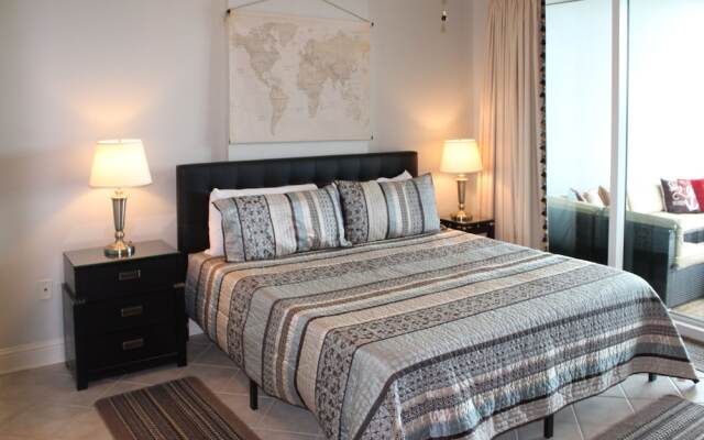 Whar305x 2 Bedroom Condo