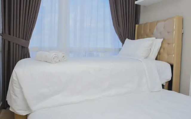 Modern And Comfy 2Br At Menteng Park Apartment