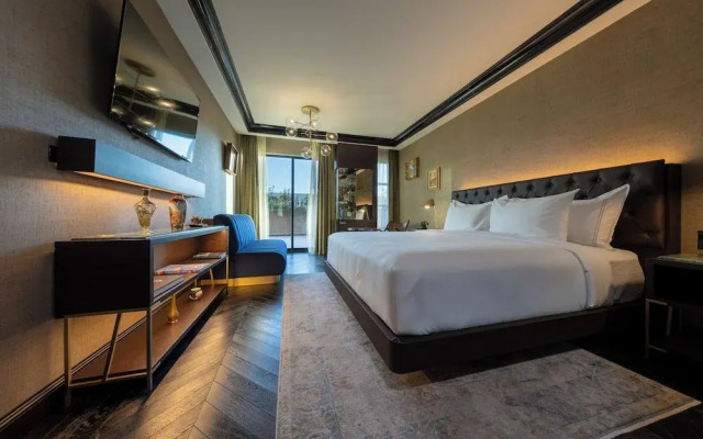 Whisky Hotel