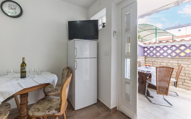 Beautiful Apartment in Barbariga With 1 Bedrooms and Wifi