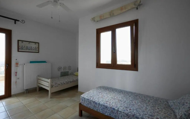 Villa Serapis Aletraki Off grid