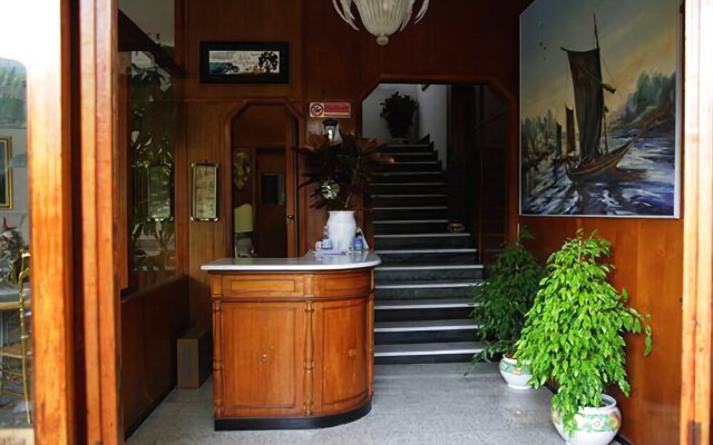 Hotel Riviera