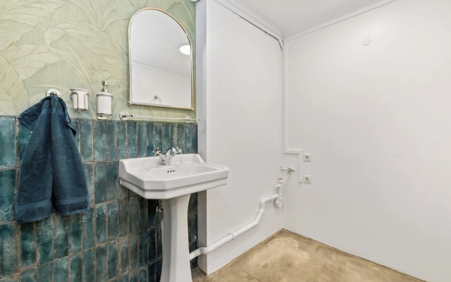 Central studio apartment