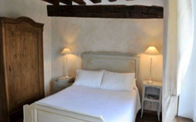 Aux Fleurs de Cerises