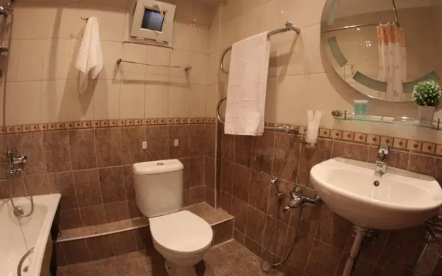 AtHome at Baribayeva 23