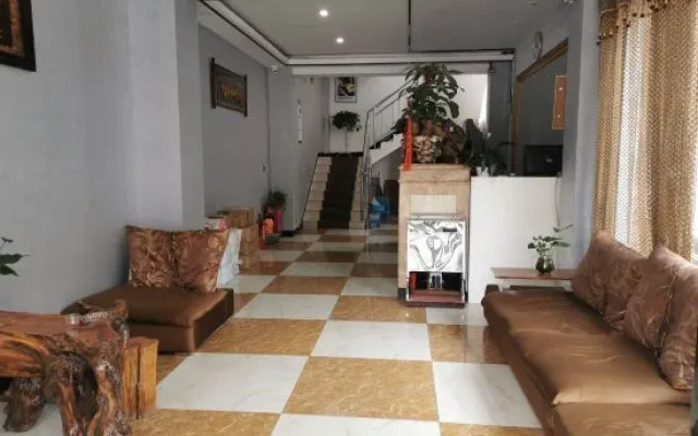 Luodian Chuncheng Hotel